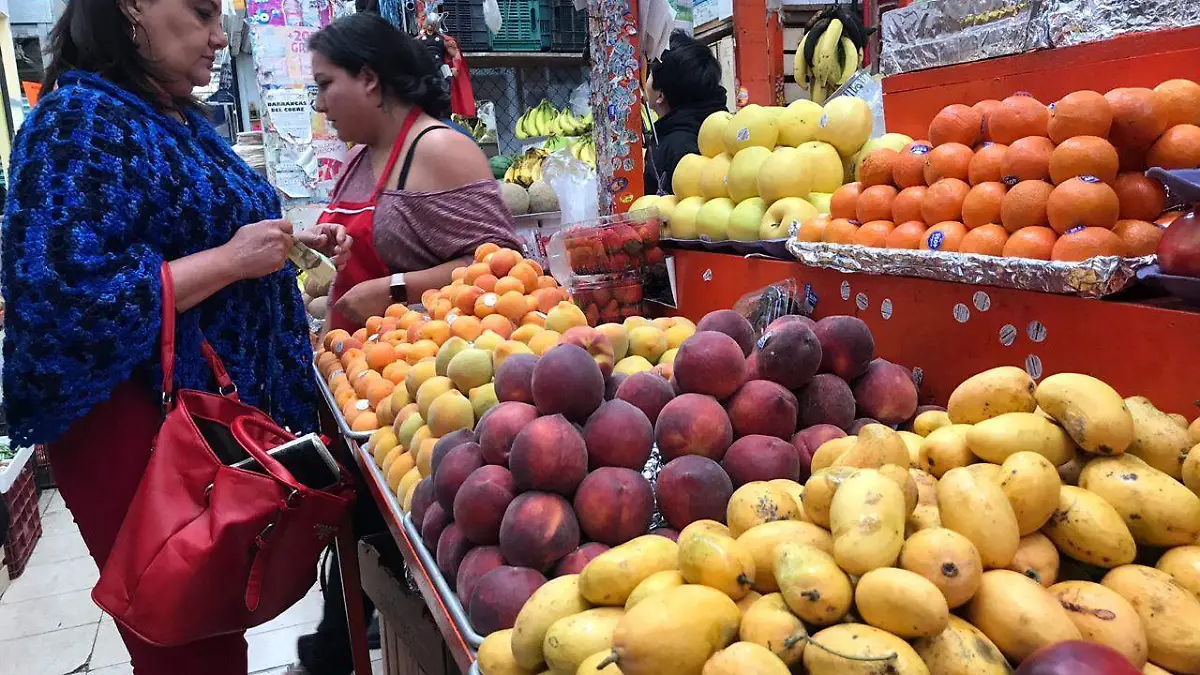 EN LOS MERCADOS